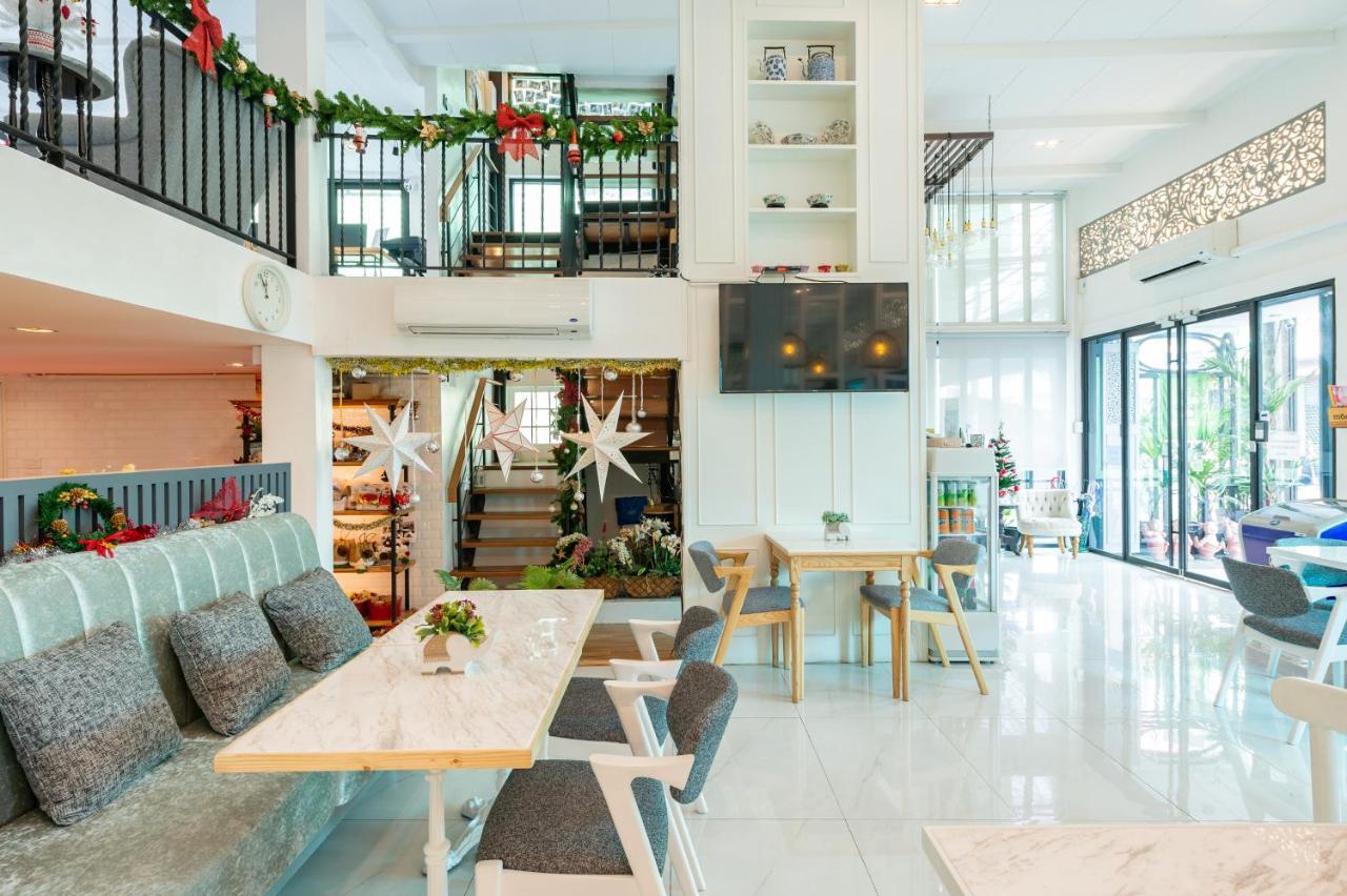 White Ivory Bed And Breakfast Μπανγκόκ Εξωτερικό φωτογραφία