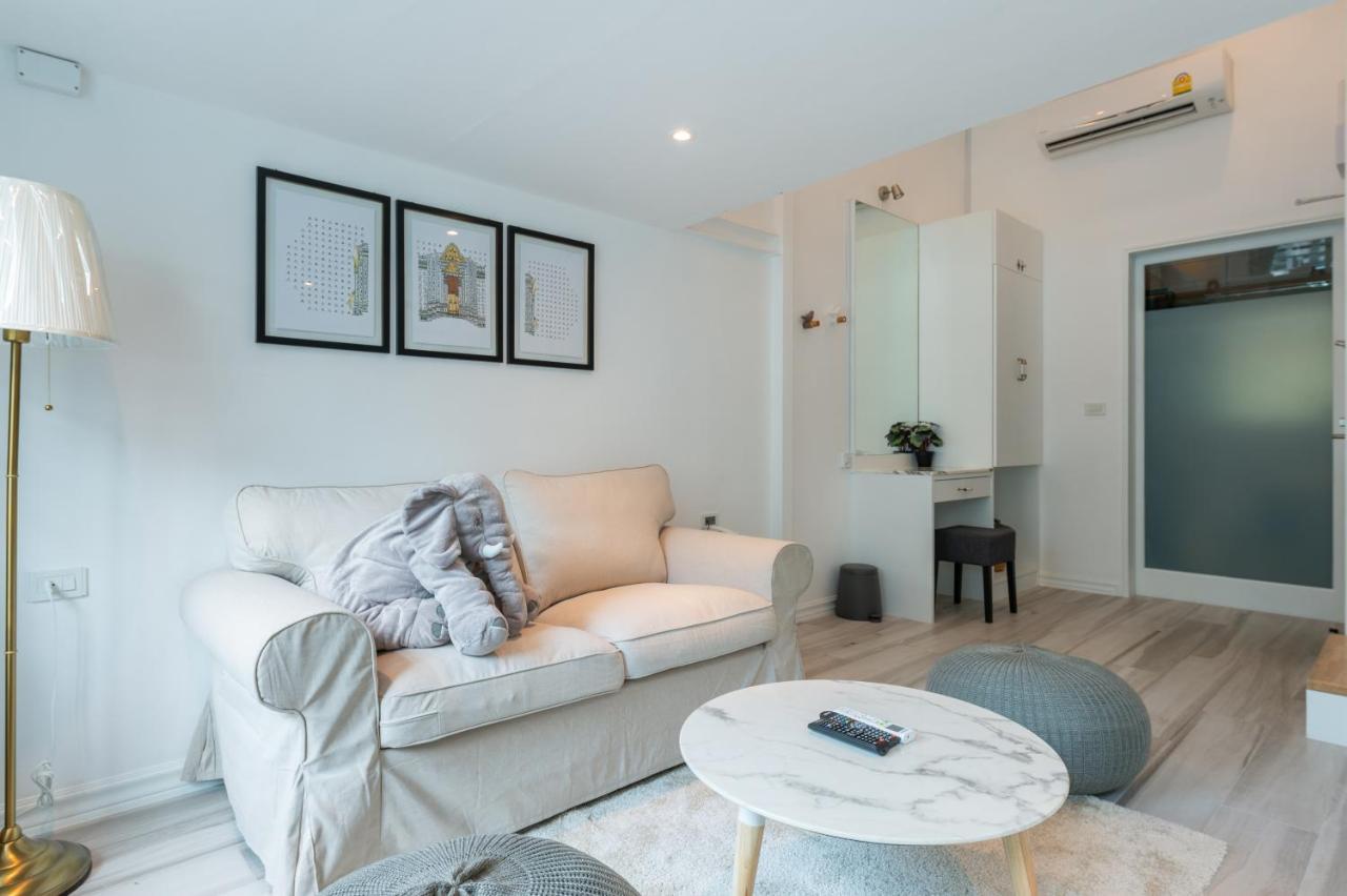 White Ivory Bed And Breakfast Μπανγκόκ Εξωτερικό φωτογραφία