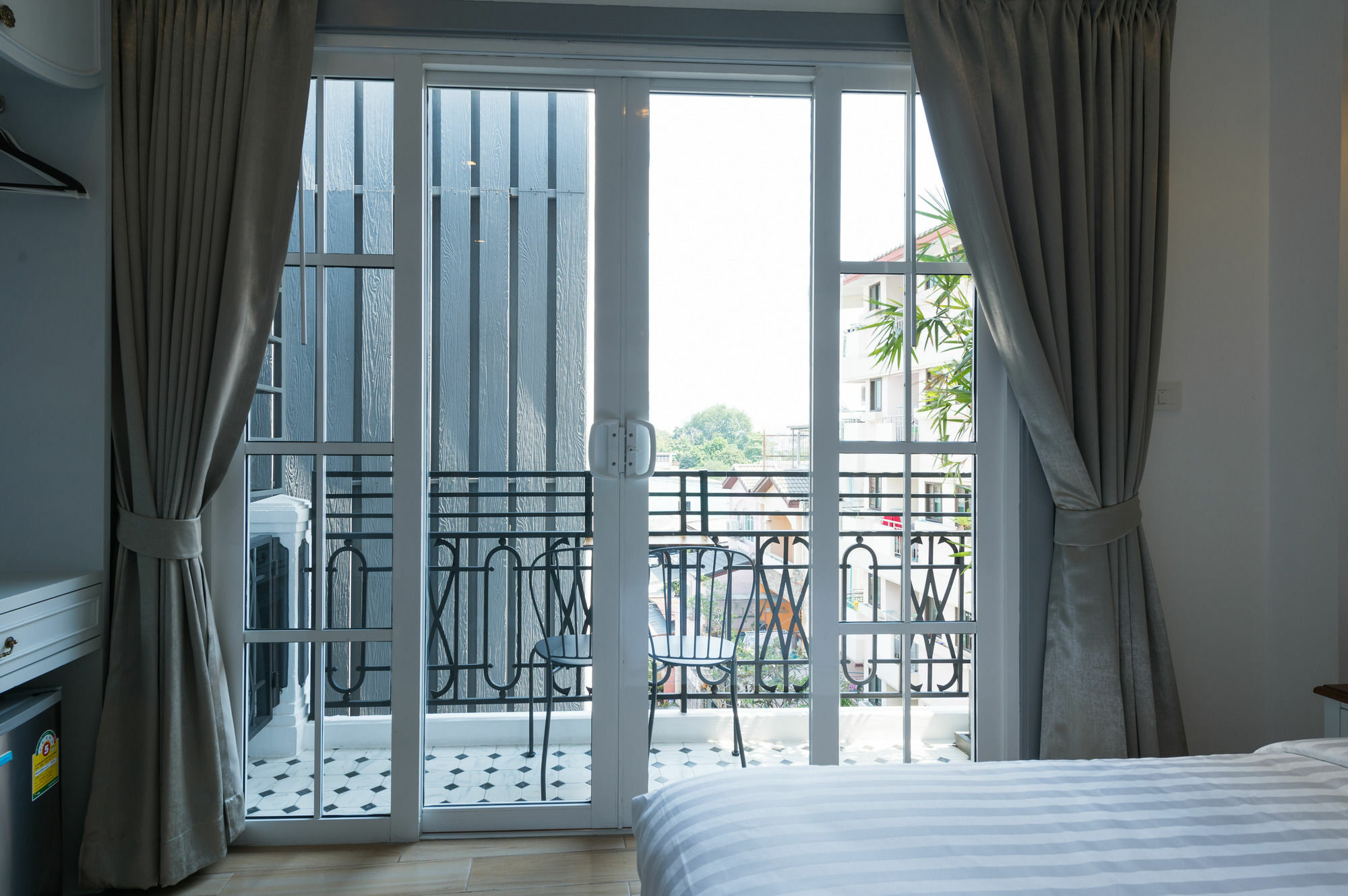 White Ivory Bed And Breakfast Μπανγκόκ Εξωτερικό φωτογραφία