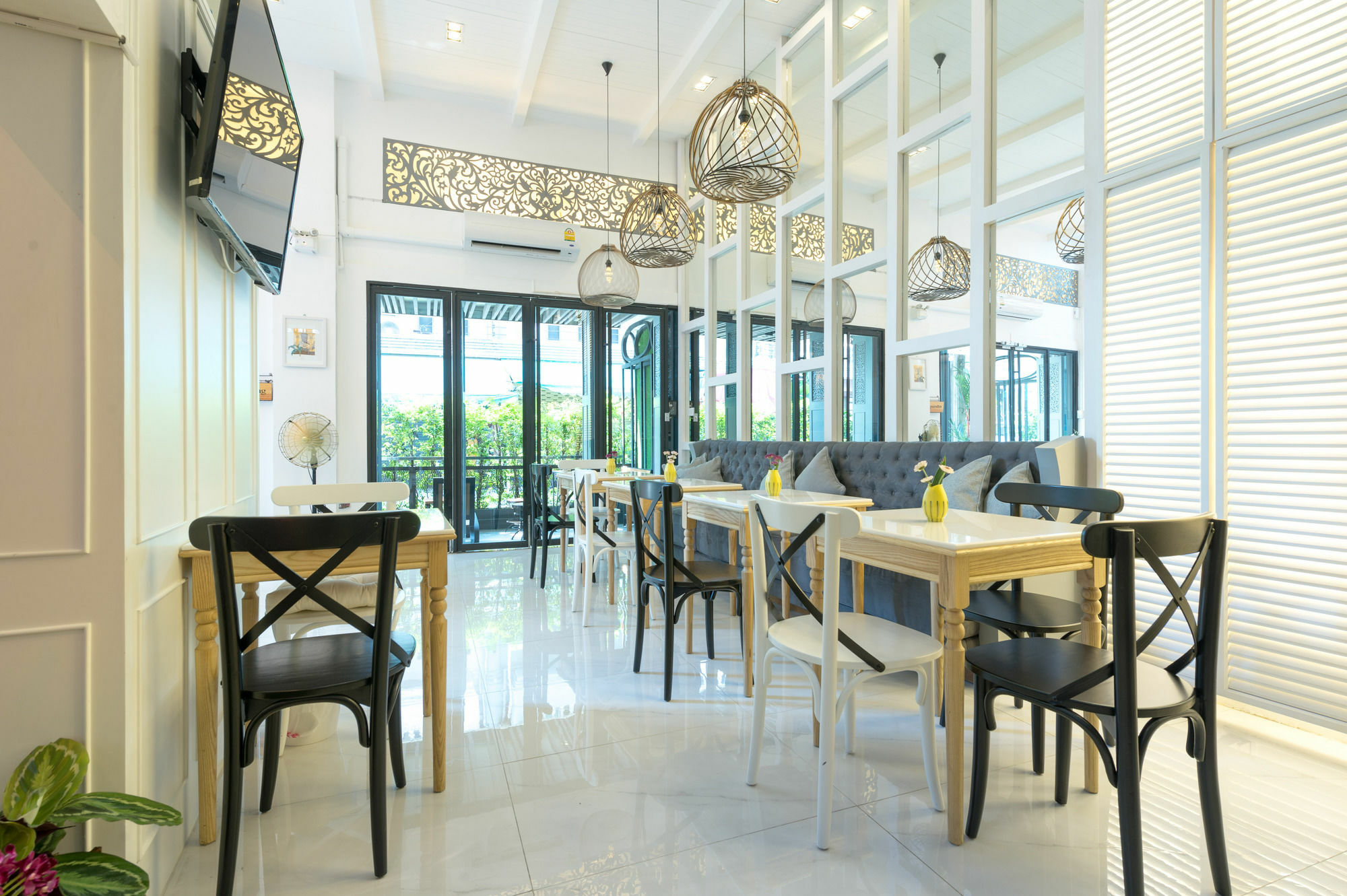White Ivory Bed And Breakfast Μπανγκόκ Εξωτερικό φωτογραφία